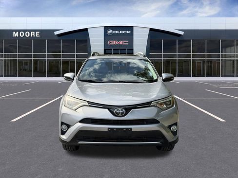 Used 2016 Toyota RAV4 Limited FWD image 10