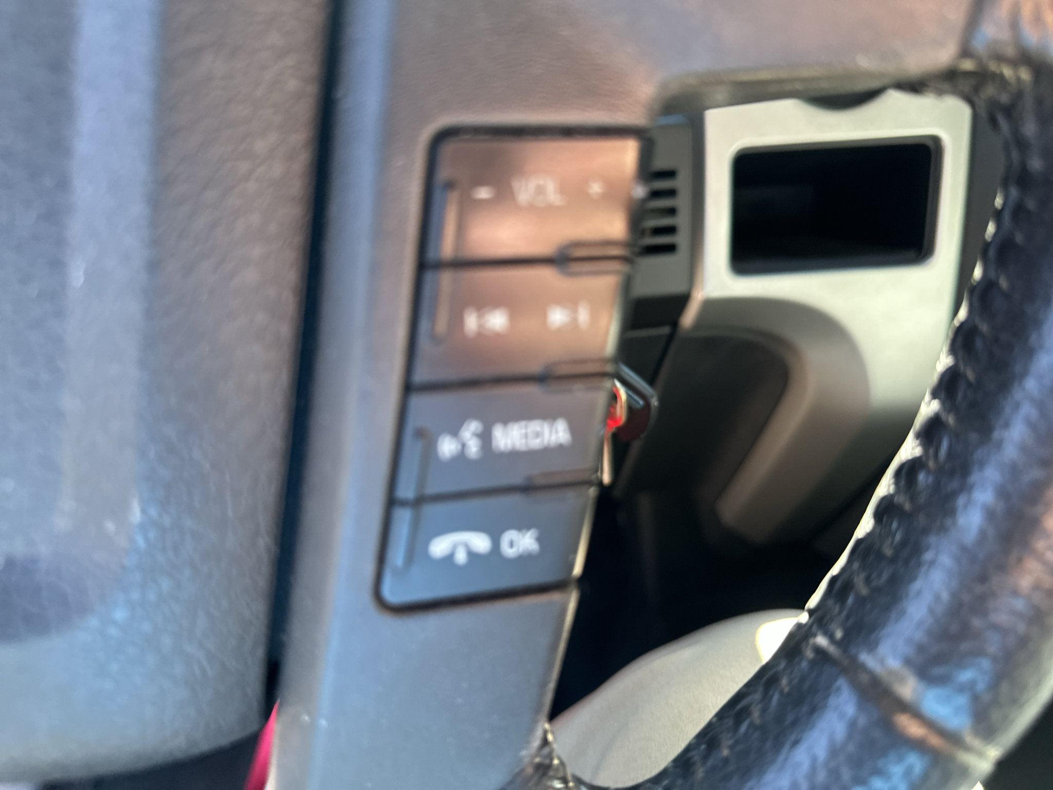 Used 2014 Ford F150 XLT w/ Equipment Group 301A Mid RWD image 11