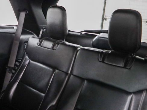 Used 2020 Ford Explorer XLT w/ Equipment Group 202A AWD/4WD image 25
