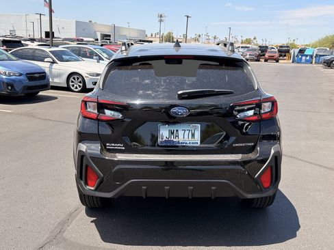 Used 2024 Subaru Crosstrek 2.0i Premium AWD/4WD image 8
