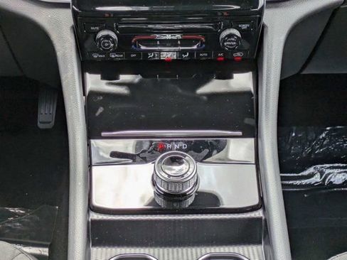 New 2026 Jeep Grand Cherokee L Laredo RWD image 20