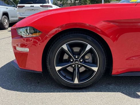 Used 2020 Ford Mustang Coupe RWD image 12