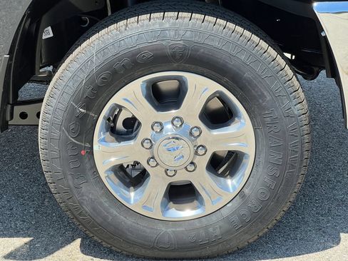 New 2026 RAM 2500 Big Horn AWD/4WD image 12