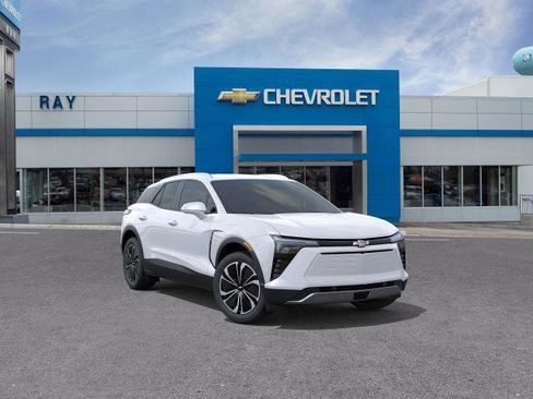 New 2025 Chevrolet Blazer EV LT image 31