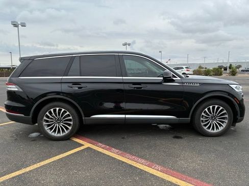 Used 2022 Lincoln Aviator Reserve w/ Equipment Group 201A AWD/4WD image 7