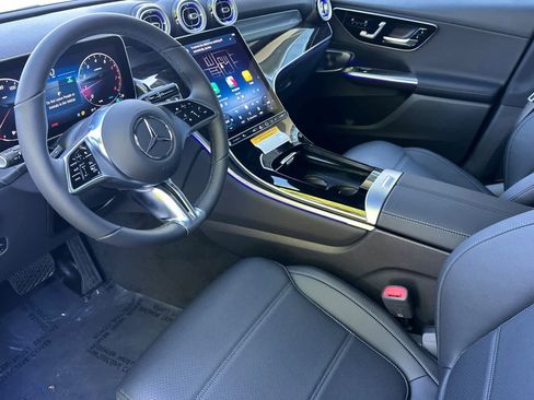 New 2026 Mercedes-Benz GLC 300 4MATIC image 9