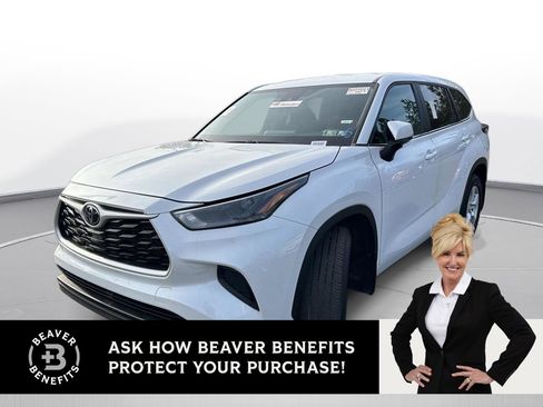 Used 2023 Toyota Highlander L image 1