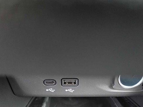 New 2026 Buick Envista Sport Touring w/ Convenience II Package FWD image 20