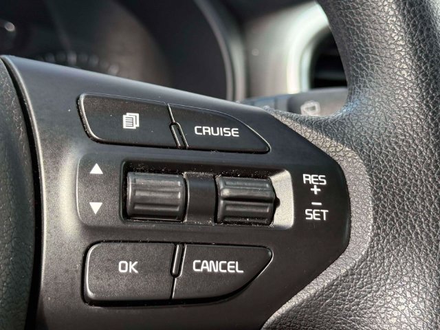 Used 2018 Kia Sorento FWD image 23