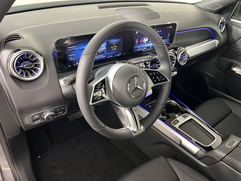 New 2026 Mercedes-Benz GLB 250 4MATIC image 18
