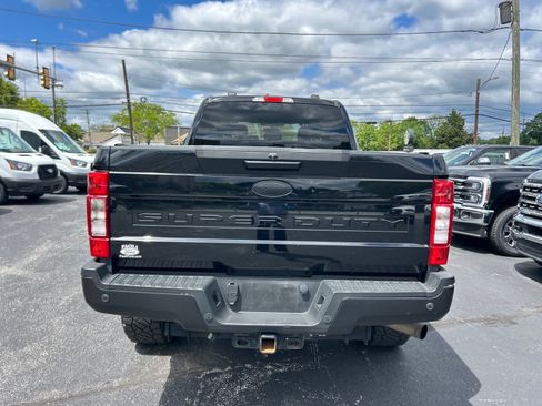 Used 2021 Ford F250 XLT w/ XLT Premium Package AWD/4WD image 13