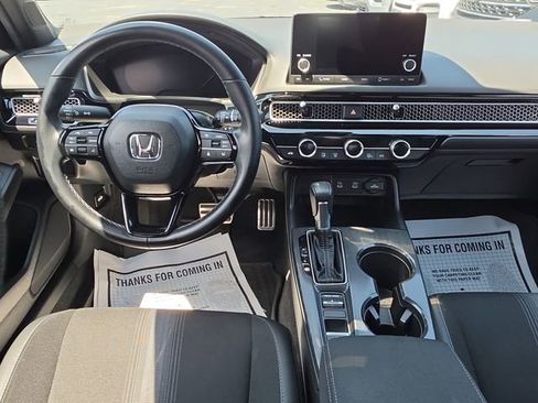 Used 2025 Honda Civic Sport image 15
