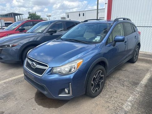 Used 2016 Subaru Crosstrek 2.0i Premium image 1