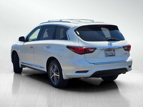 Used 2019 INFINITI QX60 Luxe w/ Essential Package FWD image 8