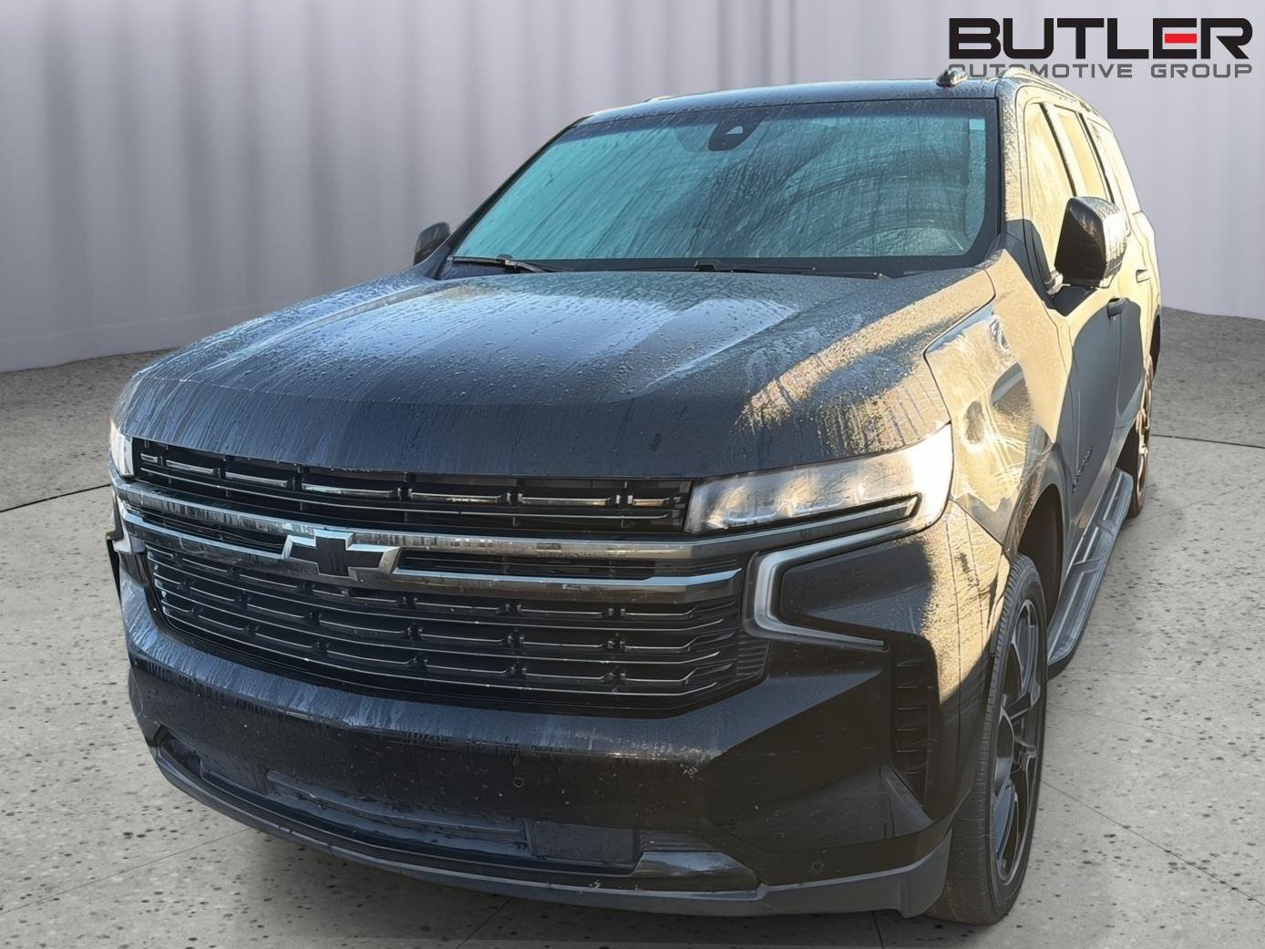 Used 2021 Chevrolet Suburban RST w/ Luxury Package RWD image 1