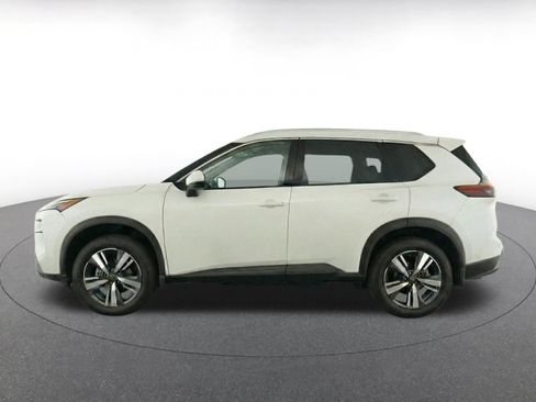 Used 2026 Nissan Rogue SL FWD image 4