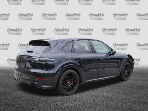 Used 2021 Porsche Cayenne GTS AWD/4WD image 9