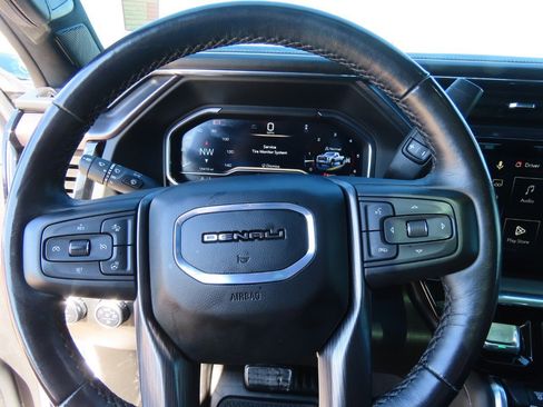 Used 2024 GMC Sierra 3500 Denali Ultimate AWD/4WD image 27