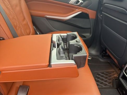 Used 2021 BMW X7 xDrive40i image 39