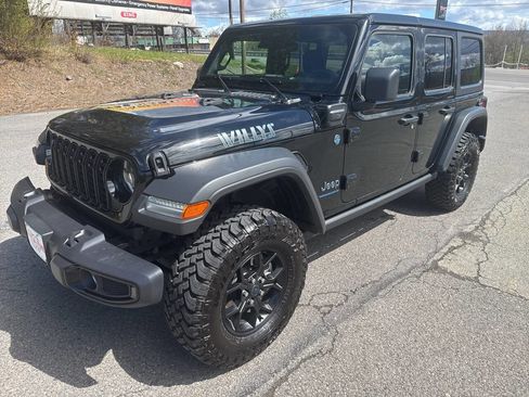 Used 2025 Jeep Wrangler Unlimited Sport S 4xe image 7