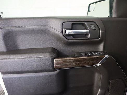 Used 2022 Chevrolet Silverado 1500 LT Trail Boss image 27