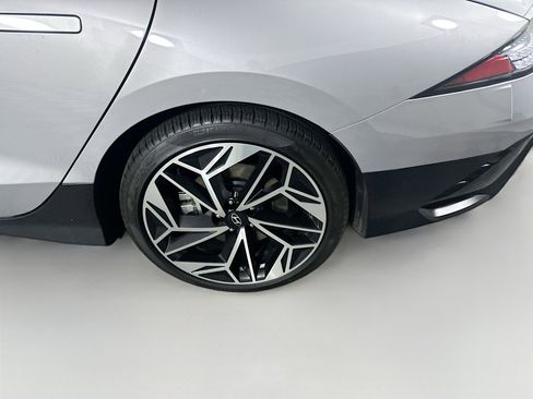 Used 2024 Hyundai Ioniq 6 SEL image 11