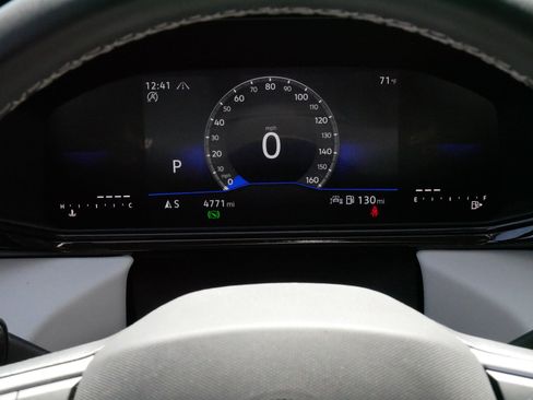 Certified 2025 Volkswagen Taos S AWD/4WD image 21