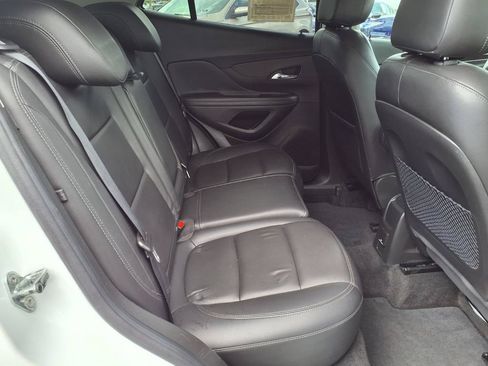 Used 2020 Buick Encore Essence FWD image 15
