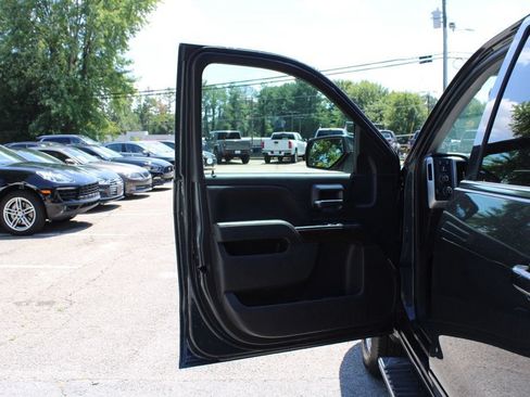Used 2018 GMC Sierra 1500 SLE w/ SLE Value Package AWD/4WD image 8