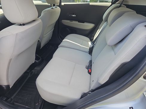 Used 2020 Honda HR-V LX image 25