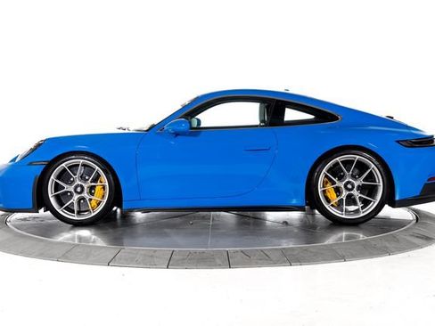 Used 2022 Porsche 911 GT3 RWD image 2