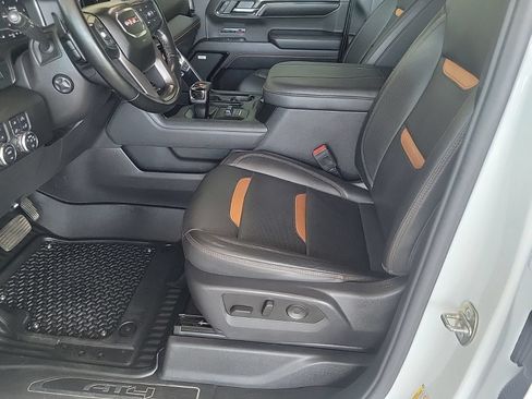Used 2023 GMC Sierra 1500 AT4 AWD/4WD image 13