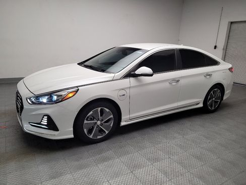 Used 2019 Hyundai Sonata Limited FWD image 2