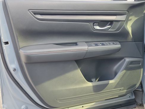 Used 2024 Honda CR-V Sport image 25