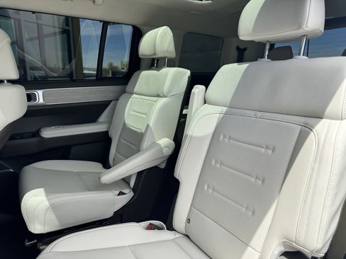 Used 2024 Hyundai Santa Fe Calligraphy image 37