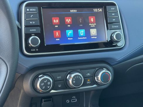 New 2025 Nissan Versa SV w/ Trunk Package image 23