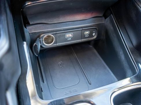 Used 2024 Kia Telluride S w/ S Sunroof Package image 30