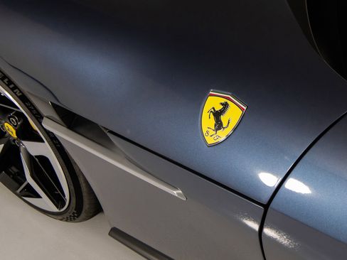 Certified 2025 Ferrari 12Cilindri image 13