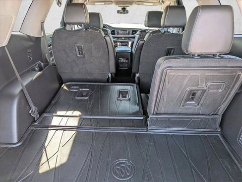 Used 2021 Buick Enclave Avenir w/ Avenir Technology Package AWD/4WD image 6