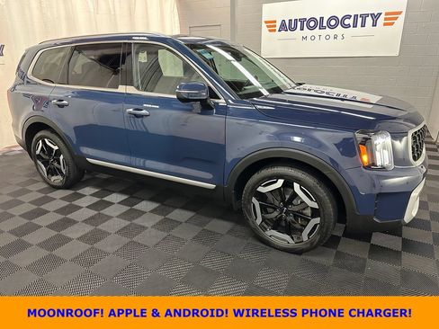 Used 2023 Kia Telluride S w/ S Sunroof Package AWD/4WD image 1