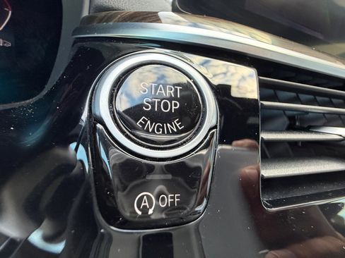 Used 2020 BMW 540i w/ M Sport Package image 30