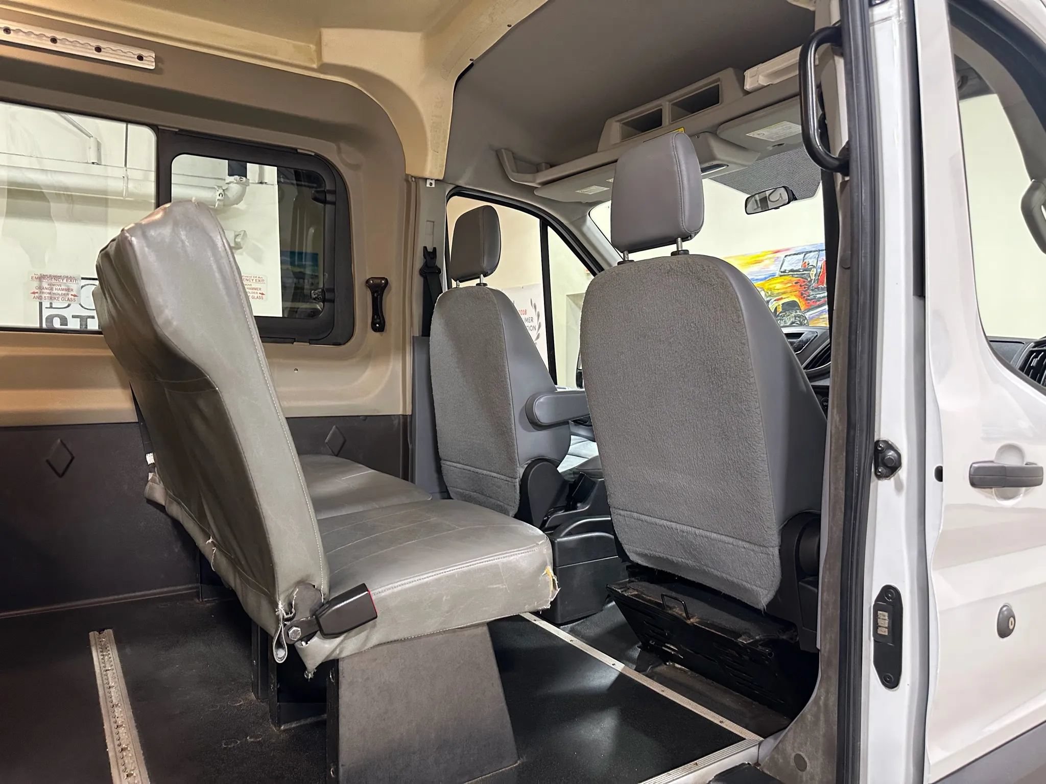 Used 2015 Ford Transit 250 148 Medium Roof RWD image 27