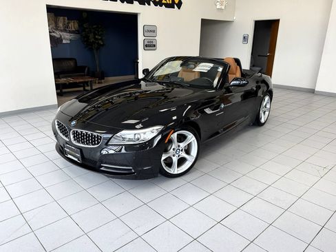 Used 2015 BMW Z4 sDrive28i RWD image 1