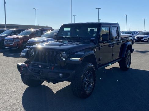 Used 2020 Jeep Gladiator Rubicon image 3
