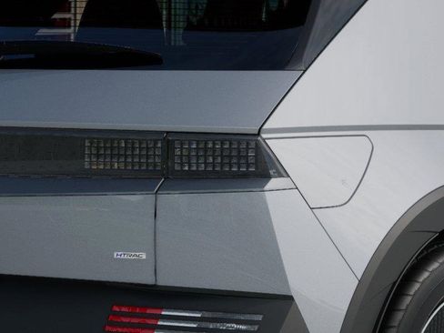 New 2026 Hyundai Ioniq 5 SE image 10