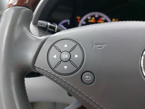 Used 2010 Mercedes-Benz S 550 image 19