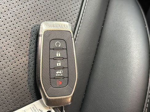 Used 2025 INFINITI QX60 Luxe AWD/4WD image 21