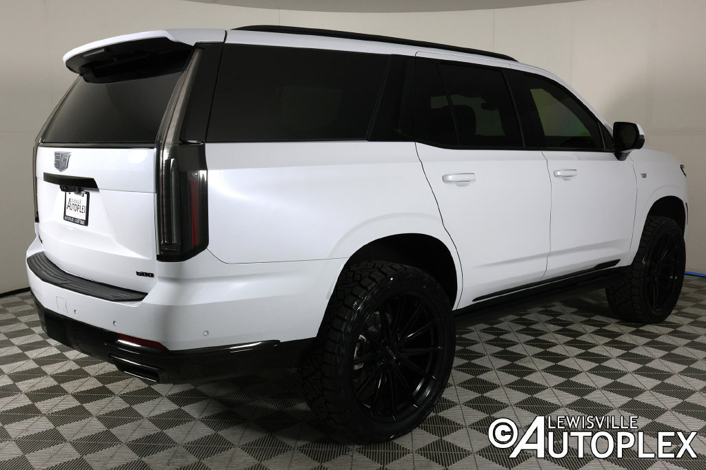 Used 2026 Cadillac Escalade Sport w/ LPO, ONYX Package AWD/4WD image 5