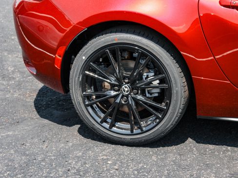 New 2026 MAZDA MX-5 Miata Club RWD image 2