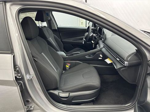New 2026 Hyundai Elantra SE w/ Cargo Package image 13